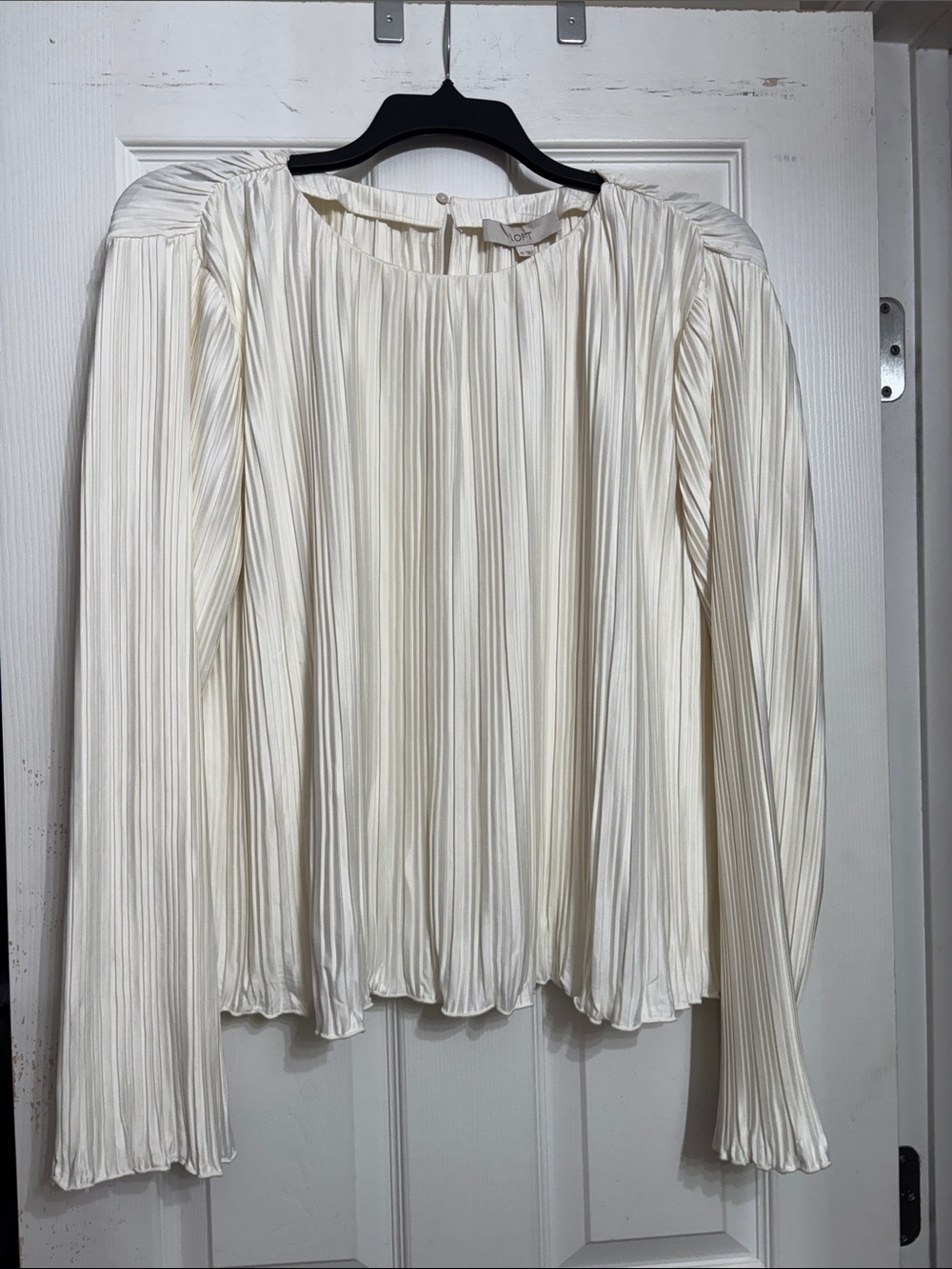 LOFT Pleated Long-Sleeve Blouse in Cream